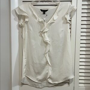 Banana Republic Women’s XS Off White/Cream Ruffled V-Neck Blouse